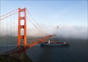 Plakaty - Fog rolls across the Golden Gate Bridge in San Francisco., Carol Highsmith - plakat 30x20 cm - miniaturka - grafika 1
