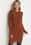 Sukienki - Brązowa Dzianinowa Sukienka Mini z Ozdobnym Prążkowaniem o Dopasowanym Fasonie Kais - miniaturka - grafika 1