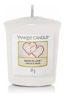 Świece - Yankee Candle Snow In Love Christmas Scent Votive 49 g - miniaturka - grafika 1