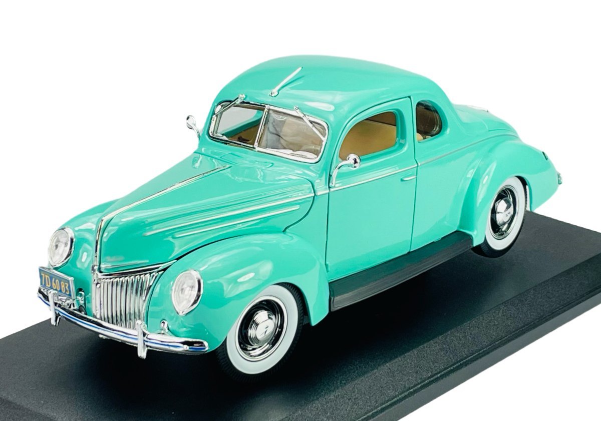 MAISTO 1939 FORD DELUXE ZIELONY 1:18 31180