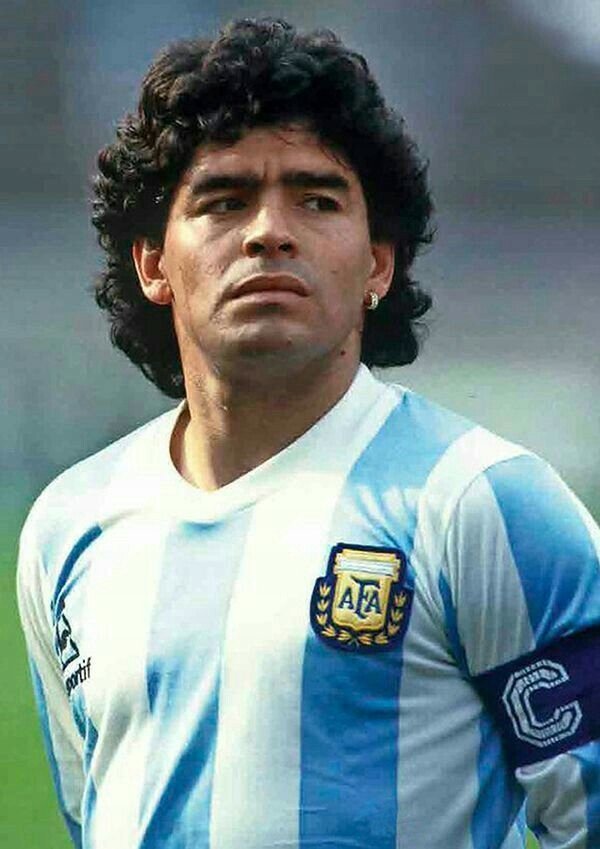 PUZZLE DIEGO MARADONA PIŁKA NOŻNA A3 252 el z Nadrukiem + IMIĘ #17