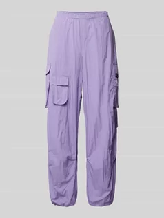 Spodnie damskie - Spodnie cargo o kroju baggy fit z elastycznym pasem - grafika 1