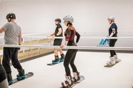 Czasopisma - Indywidualna lekcja narciarska/snowboardowa na sztucznym stoku - Warszawa - miniaturka - grafika 1