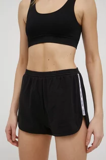 Spodenki damskie - Calvin Klein Calvin Klein szorty bawełniane damskie kolor czarny z aplikacją high waist - grafika 1