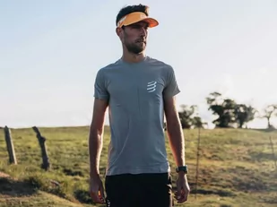 COMPRESSPORT Koszulka biegowa PERFORMANCE SS T-SHIRT alloy/citrus - Koszulki sportowe męskie - miniaturka - grafika 4