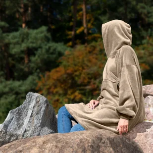 Bluzair Koco Bluza Oversize Kapturem Beżowa 4w1 - Księgarnia OUTLET - miniaturka - grafika 12
