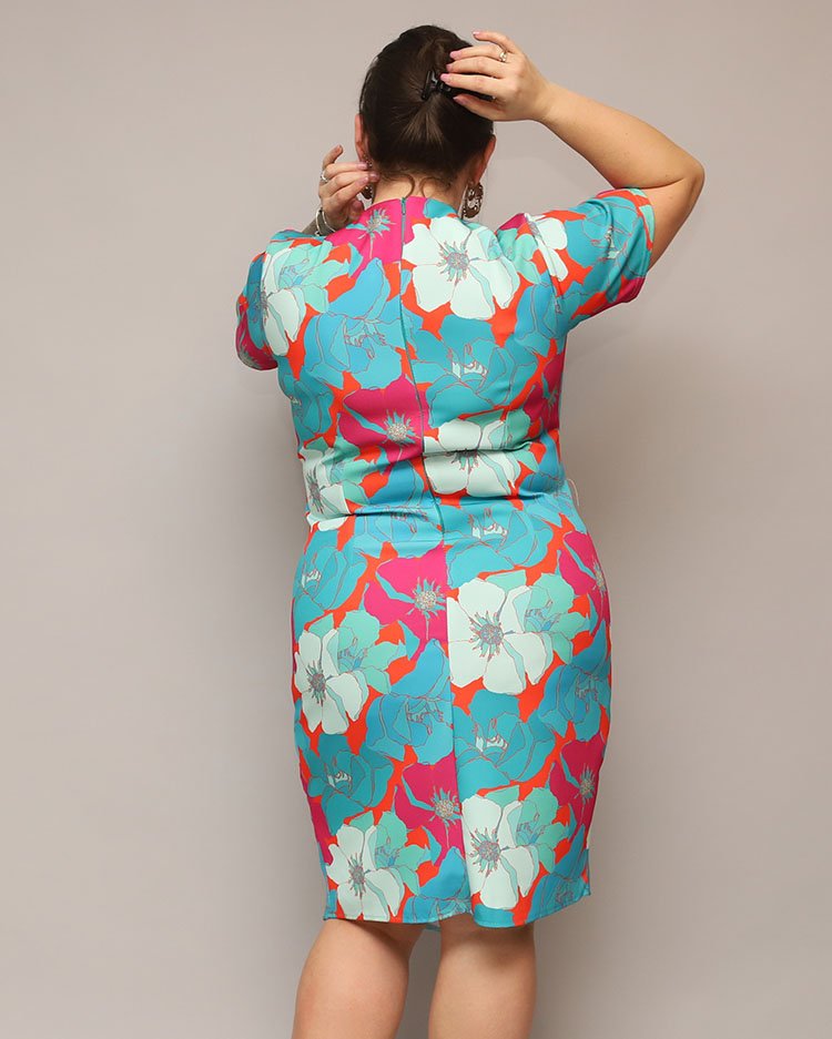 Royalfashion Damska sukienka tkaninowa w kwiaty PLUS SIZE-3XL-46