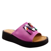Klapki i japonki damskie - VINCEZA 66623 damskie klapki skórzane na koturnie fuksja - miniaturka - grafika 1