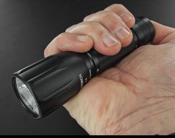 NEXTORCH C4 1x18650 700lm/340m ładowana. Ładowana w akumulatorze