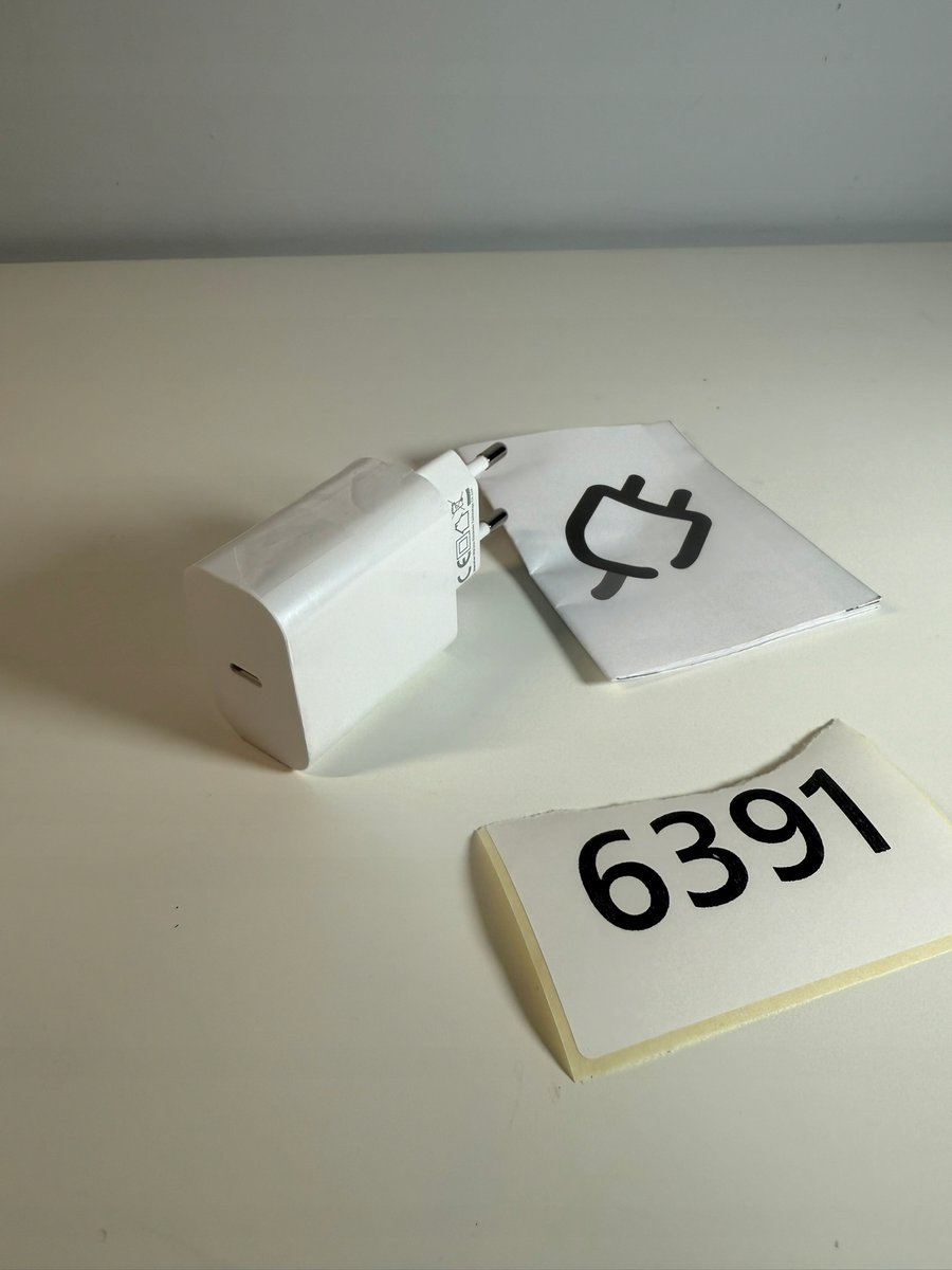 Kostka do ładowania szybkoładująca 30W USB-C (6391-93)