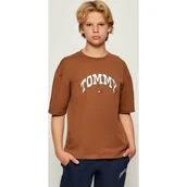 Koszulki dla chłopców - Tommy Hilfiger T-shirt VARSITY RAISED | Regular Fit - miniaturka - grafika 1