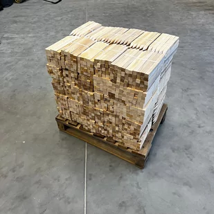 Półpaleta paliki geodezyjne o długości 30 cm 1500szt. - Sprzęt geodezyjny - miniaturka - grafika 1
