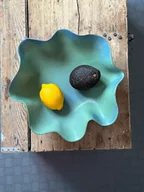 Miski i półmiski - Ręcznie lepiona misa ceramiczna z Kolekcji Organique, niepowtarzalny dodatek - miniaturka - grafika 1