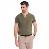 Koszulki męskie - T-shirt męski z dekoltem na guziki ciemnooliwkowy Ombre OM-TSCT-0206 V5 M - miniaturka - grafika 1