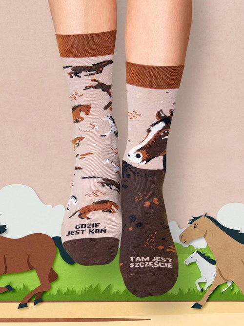 MĘSKIE Skarpetki dla miłośnika koni we wzór w KONIE 41-46