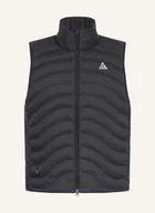 Kamizelki męskie - Nike Kamizelka Pikowana Lava Flow schwarz - miniaturka - grafika 1