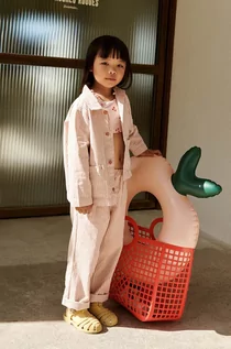 Spodnie i spodenki dla dziewczynek - Liewood spodnie dziecięce Harald Stripe Pants kolor różowy wzorzyste - grafika 1