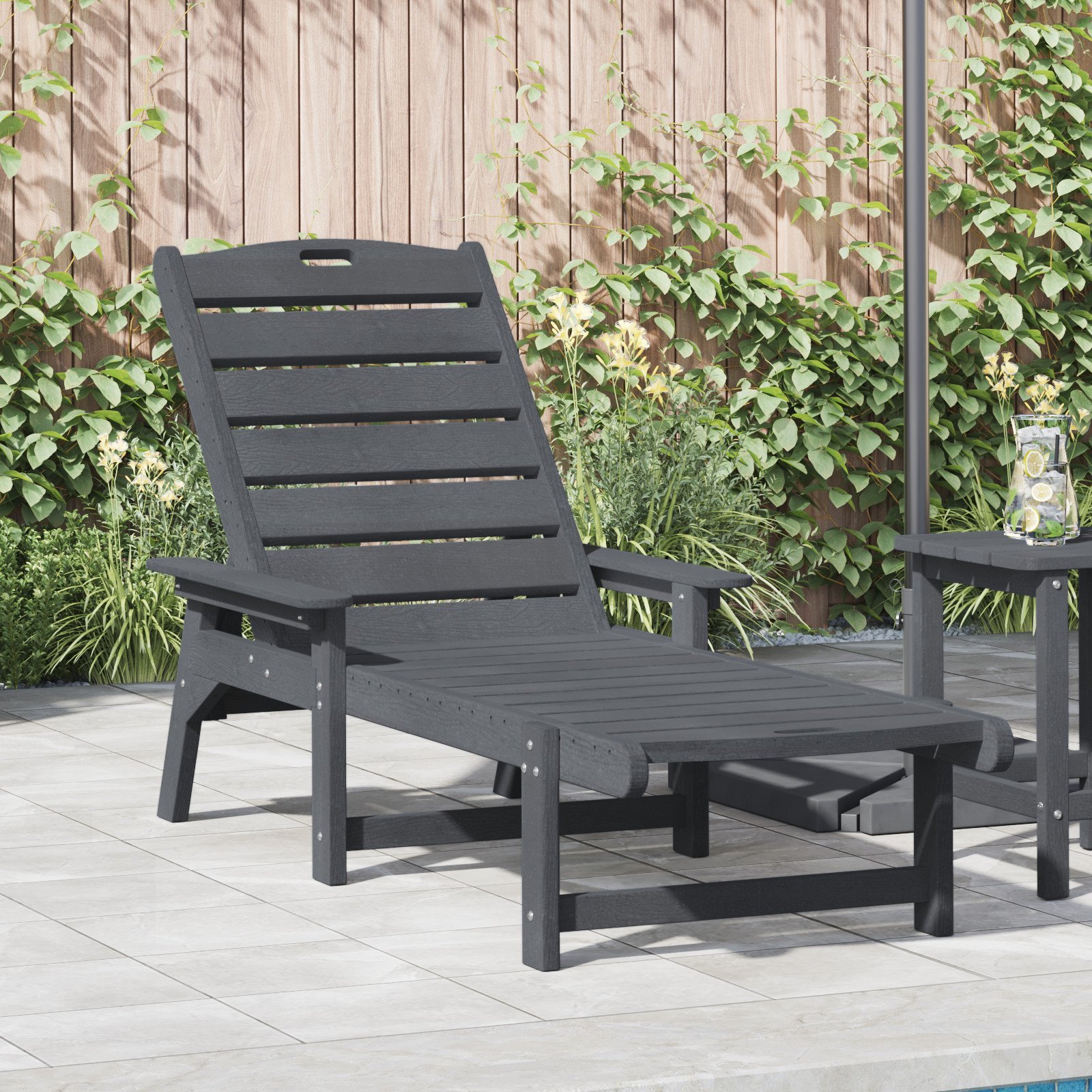 vidaXL Leżak Słoneczny Jasnoszary 53x162x98.5 cm HDPE 42006640