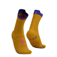 Skarpetki sportowe męskie - COMPRESSPORT Skarpetki do biegania wysokie PRORACING SOCKS V4 RUN HIGH saffron/dazz blue - miniaturka - grafika 1
