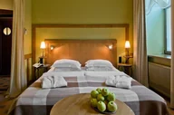 Czasopisma - Nocleg ze śniadaniem, kolacją i spa dla dwojga w Hotelu Best Baltic - miniaturka - grafika 1