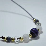 Bransoletki - Fioletowa Bransoletka z Kamieni Naturalnych KiANU Szafir Kamień Księżycowy Agat Kryształ Górski - miniaturka - grafika 1