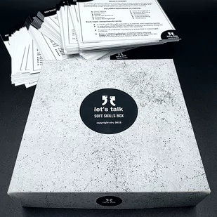 Karty Konwersacyjne - Let's talk - SOFT SKILLS BOX - Książki do nauki języka angielskiego - miniaturka - grafika 1