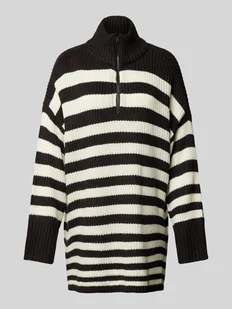 Sweter z dzianiny z kołnierzem model ‘LESLIE’ - Sukienki - miniaturka - grafika 1