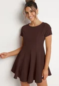 Sukienki - Brązowa Rozkloszowana Sukienka z Krótkim Rękawem i Ozdobnymi Przeszyciami Meporea - miniaturka - grafika 1
