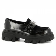 Mokasyny damskie - Czarne mokasyny na grubej podeszwie CARINII - Carinii - miniaturka - grafika 1