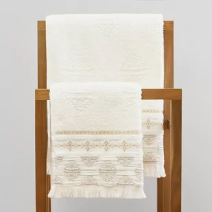 Ręcznik SOLTA z frędzlami 70x130 cm - Ręczniki - miniaturka - grafika 1