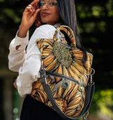 Torebki damskie - Plecak / torba 2 w 1 z weluru tapicerskiego SŁONECZNIKI - miniaturka - grafika 1