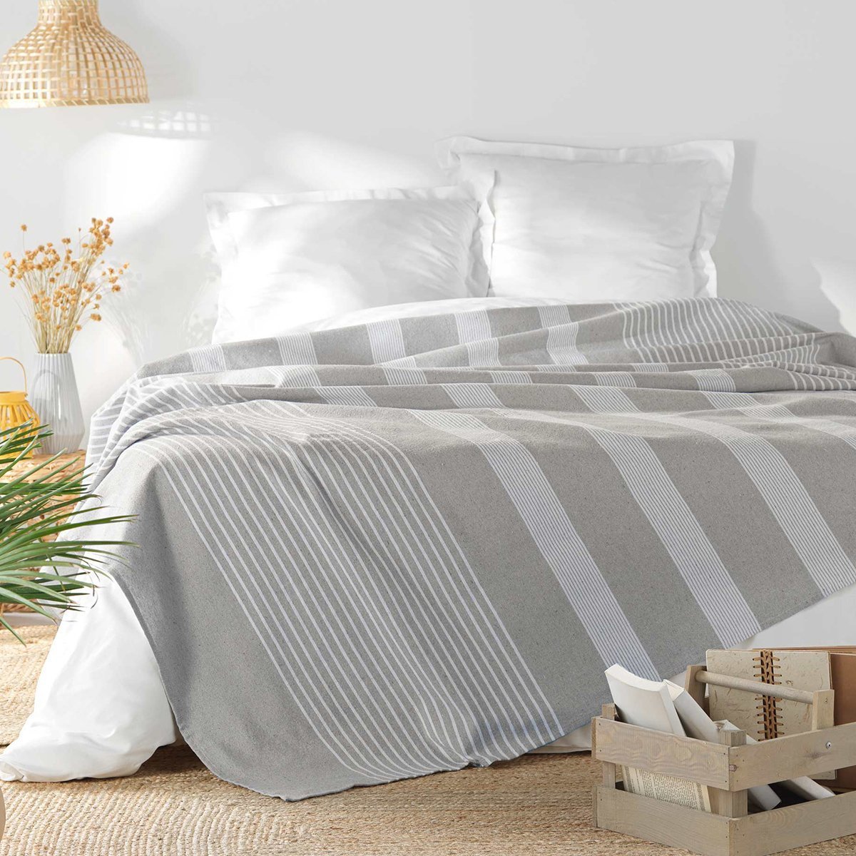 Narzuta na łóżko w paski, 180 x 220 cm, ADELE