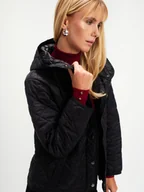 Kurtki damskie - Czarna pikowana kurtka - miniaturka - grafika 1