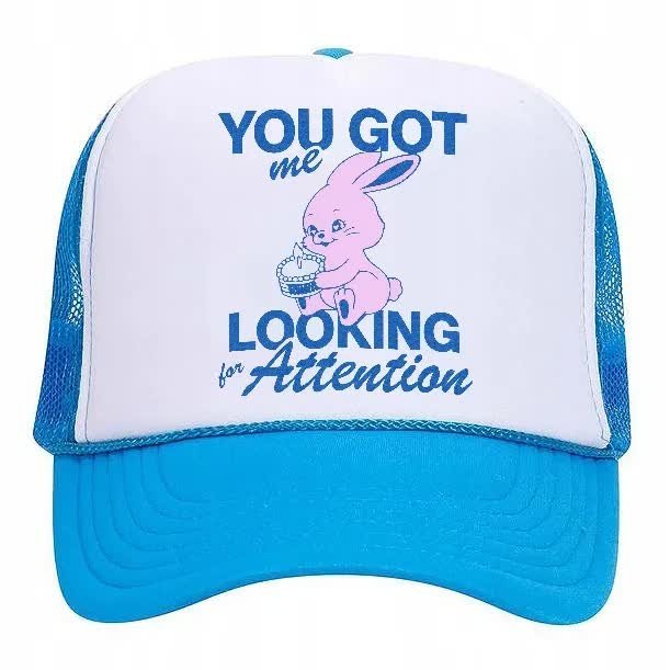 Czapka Niebieska Daszek LOOKING ATTENTION Wzory