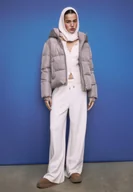 Kurtki damskie - Stradivarius Podstawowa pikowana kurtka z kapturem Brązowy XL - miniaturka - grafika 1