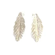 Kolczyki - Skrzydłokwiat mały na sztyftach - kolczyki srebrne białe - miniaturka - grafika 1