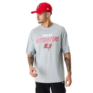 New Era Koszulka męska NFL Script Graphic Os Tambuc Hgrsca Tampa Bay Buccaneers, Szary M, XL - Koszulki męskie - miniaturka - grafika 1