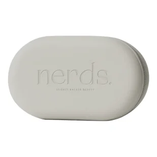 Nerds The Pouch silikonowa kosmetyczka - Kosmetyczki, organizery i kuferki Nerds The Pouch silikonowa kosmetyczka - Kosmetyczki, organizery i kuferki - miniaturka - grafika 1