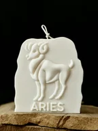 Świece - Świeca Sojowa Ozdobna Baran / Znak Zodiaku W Pudełku Prezentowym - miniaturka - grafika 1