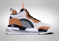 Koszykówka - Nike Air Jordan Aerospace 720 Rookie Of The Year - miniaturka - grafika 1