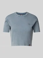 Koszulki i topy damskie - T-shirt krótki z prążkowaniem model ‘PLENTYWOOD’ - miniaturka - grafika 1