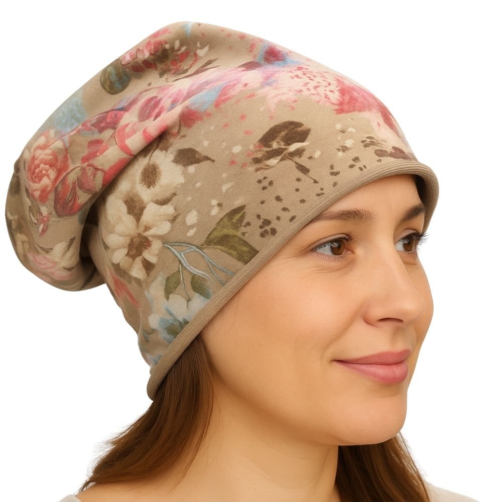 Czapka damska Beanie włoska cienka smerfetka ciemnobeżowa w kolorowe kwiaty