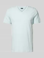 Koszulki męskie - T-shirt z dekoltem w serek - miniaturka - grafika 1