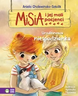 Wierszyki, rymowanki, piosenki - Urodzinowa niespodzianka. Misia i jej mali pacjenci - miniaturka - grafika 1