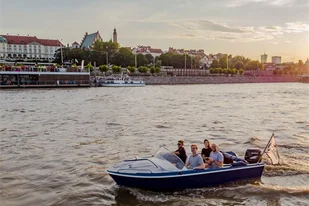 Rejs motorówką po Wiśle + posiadówka - Warszawa - Czasopisma - miniaturka - grafika 1
