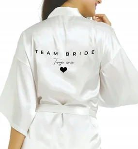 SZLAFROK SATYNOWY BIAŁY Wieczór Panieński TEAM BRIDE TWOJE IMIE Różne Wzory - Piżamy damskie SZLAFROK SATYNOWY BIAŁY Wieczór Panieński TEAM BRIDE TWOJE IMIE Różne Wzory - Piżamy damskie - miniaturka - grafika 1