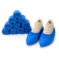 Skarpetki damskie - GC GLOBALCOMMERCE Jednorazowe ochraniacze na buty 100 szt. Niebieskie Trwałe jednorazowe skarpety CPE do sprzątania w domu, ogrodnictwa i pracy - miniaturka - grafika 1