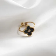 Pierścionki - Pierścionek złoty czarny z cyrkonią koniczynka stal chirurgiczna - miniaturka - grafika 1