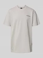 Koszulki męskie - T-shirt o luźnym kroju z okrągłym dekoltem - miniaturka - grafika 1