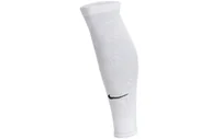Skarpetki i podkolanówki sportowe - Nike Squad Leg Sleeve SK0033-100 Rozmiar: 42-46 - miniaturka - grafika 1